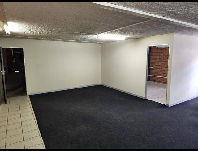 INDUSTRIAL PROPERTY TO RENT IN HENNOPSPARK